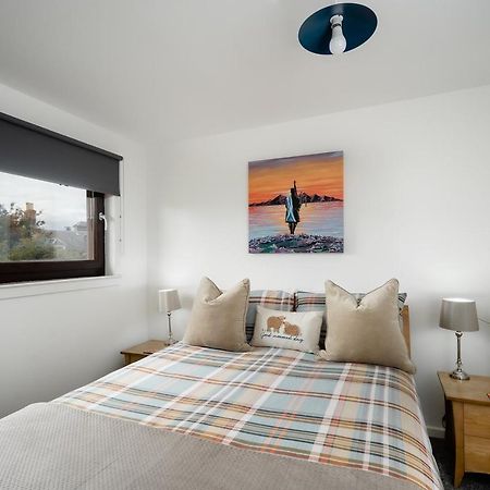 Ness Riverfront Holiday Home - City Centre Inverness Exteriör bild