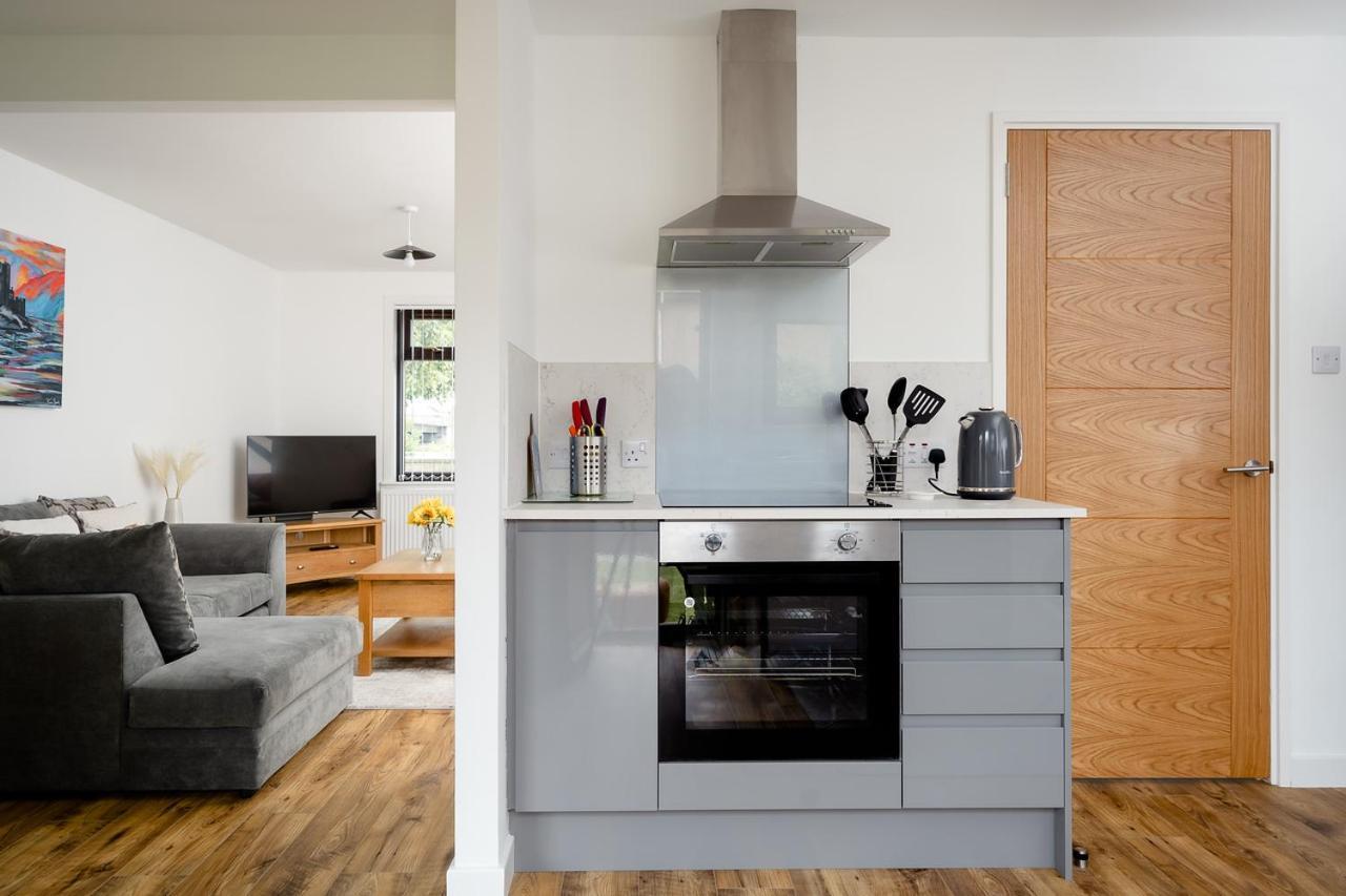 Ness Riverfront Holiday Home - City Centre Inverness Exteriör bild