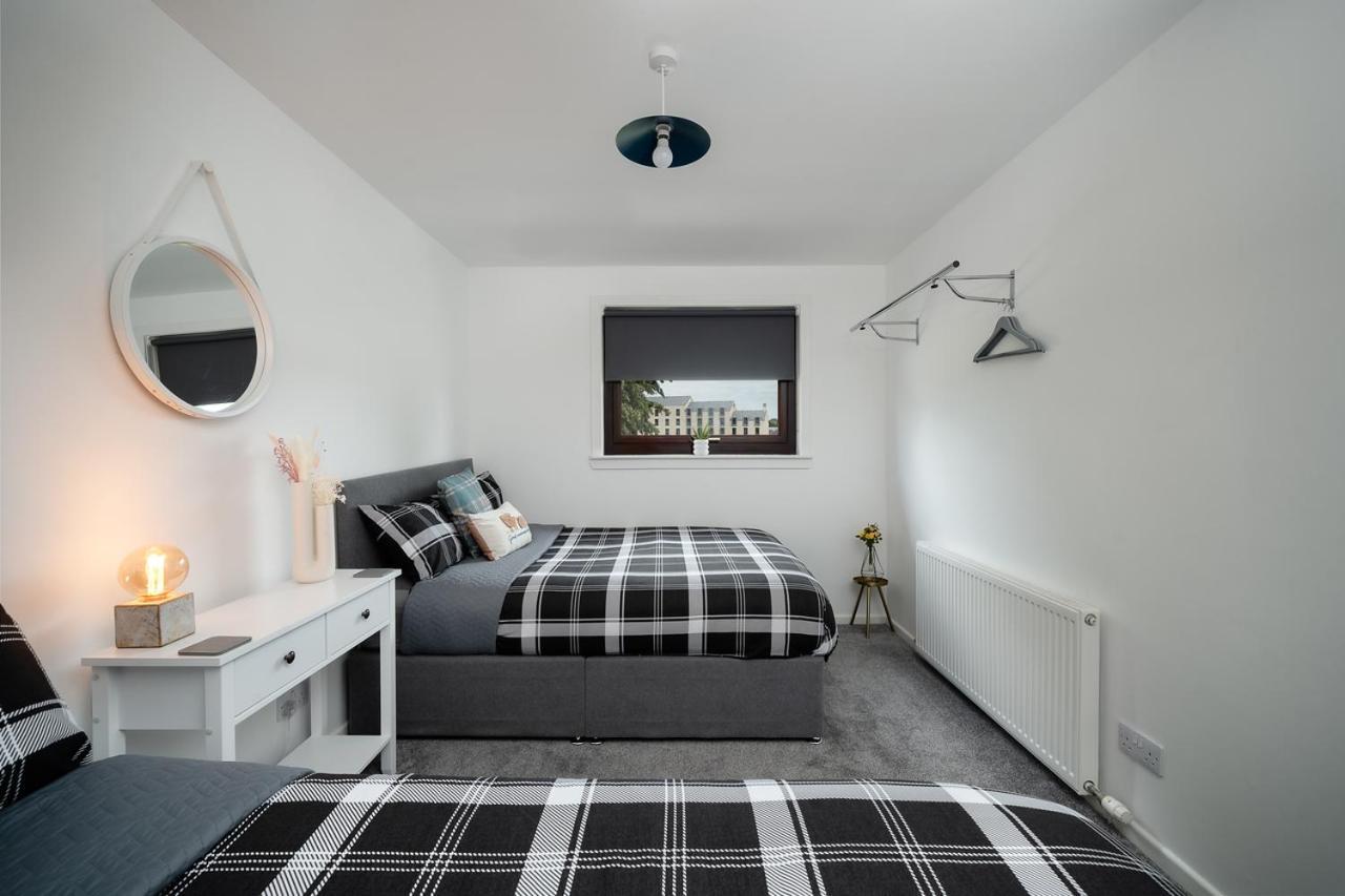 Ness Riverfront Holiday Home - City Centre Inverness Exteriör bild