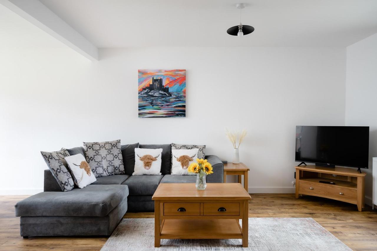 Ness Riverfront Holiday Home - City Centre Inverness Exteriör bild